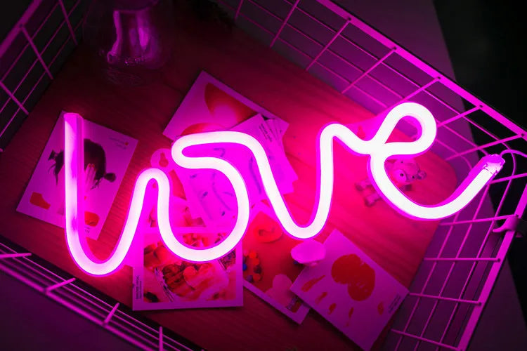 LED-Neon-Love-loja-nostri